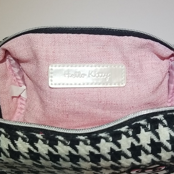 Hello Kitty Sephora Head Of The Class Makeup Bag - Picture 5 of 5